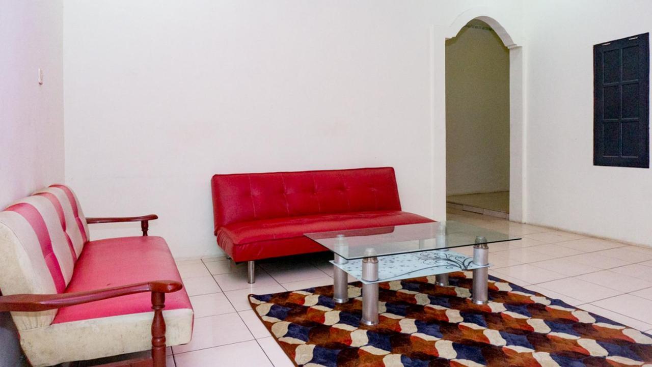 מלון Reddoorz Near Sentani Airport ג'איפורה מראה חיצוני תמונה