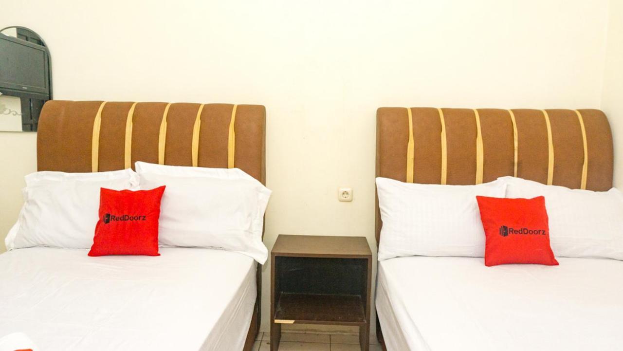 מלון Reddoorz Near Sentani Airport ג'איפורה מראה חיצוני תמונה