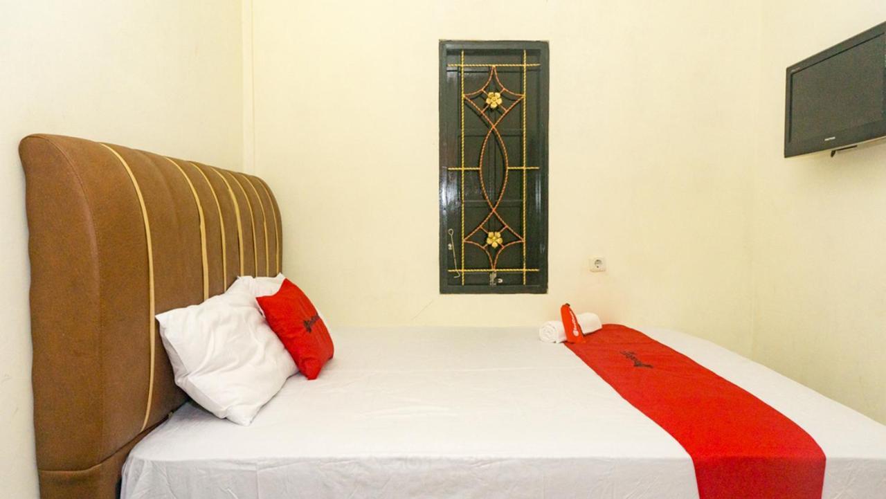 מלון Reddoorz Near Sentani Airport ג'איפורה מראה חיצוני תמונה