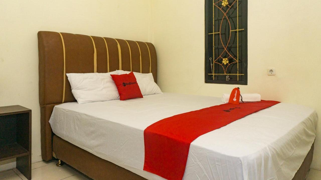 מלון Reddoorz Near Sentani Airport ג'איפורה מראה חיצוני תמונה