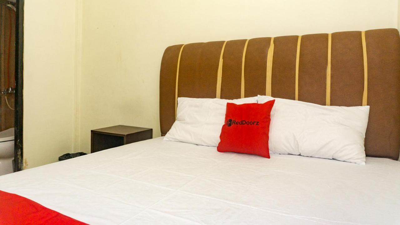 מלון Reddoorz Near Sentani Airport ג'איפורה מראה חיצוני תמונה