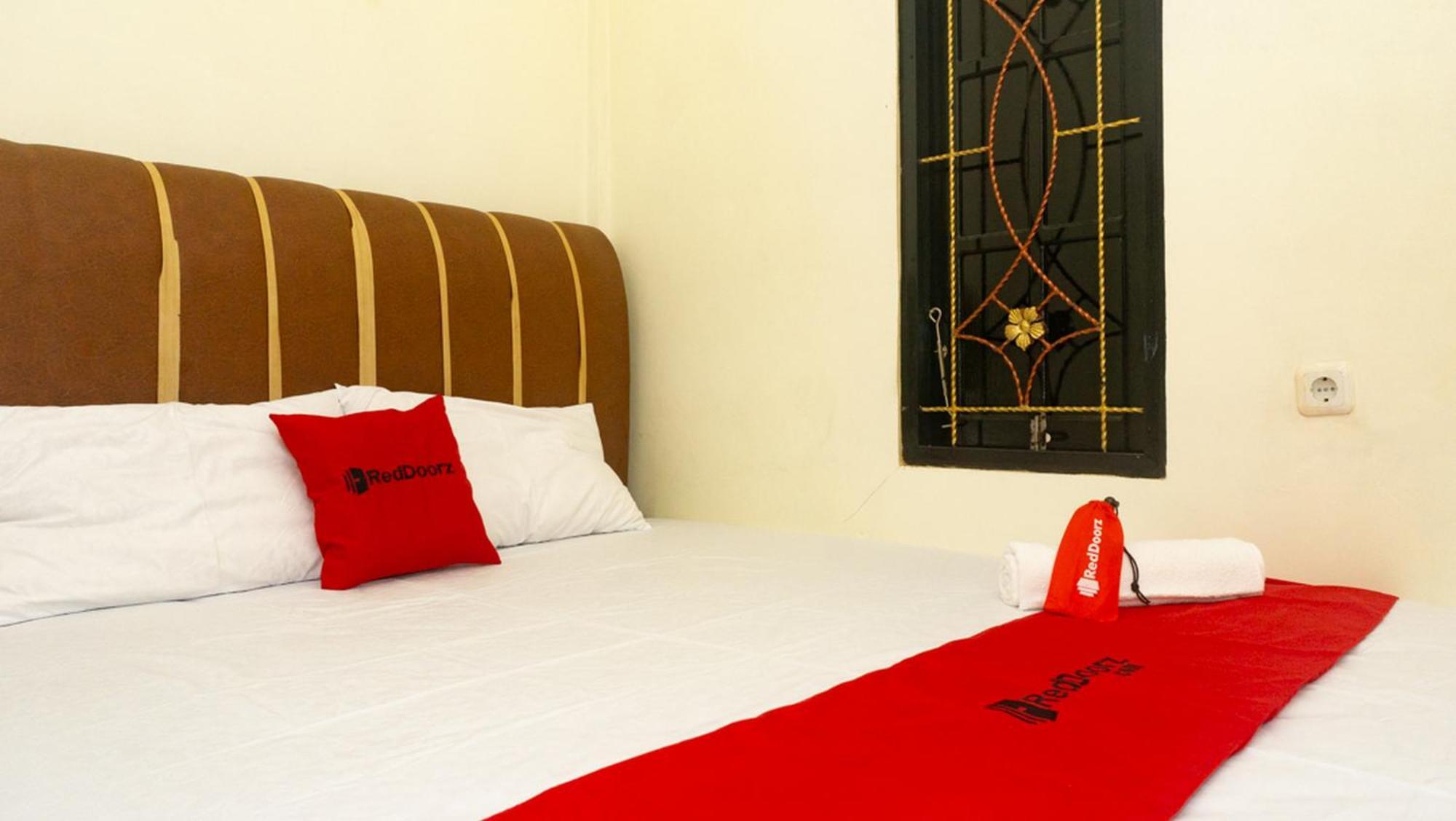 מלון Reddoorz Near Sentani Airport ג'איפורה מראה חיצוני תמונה