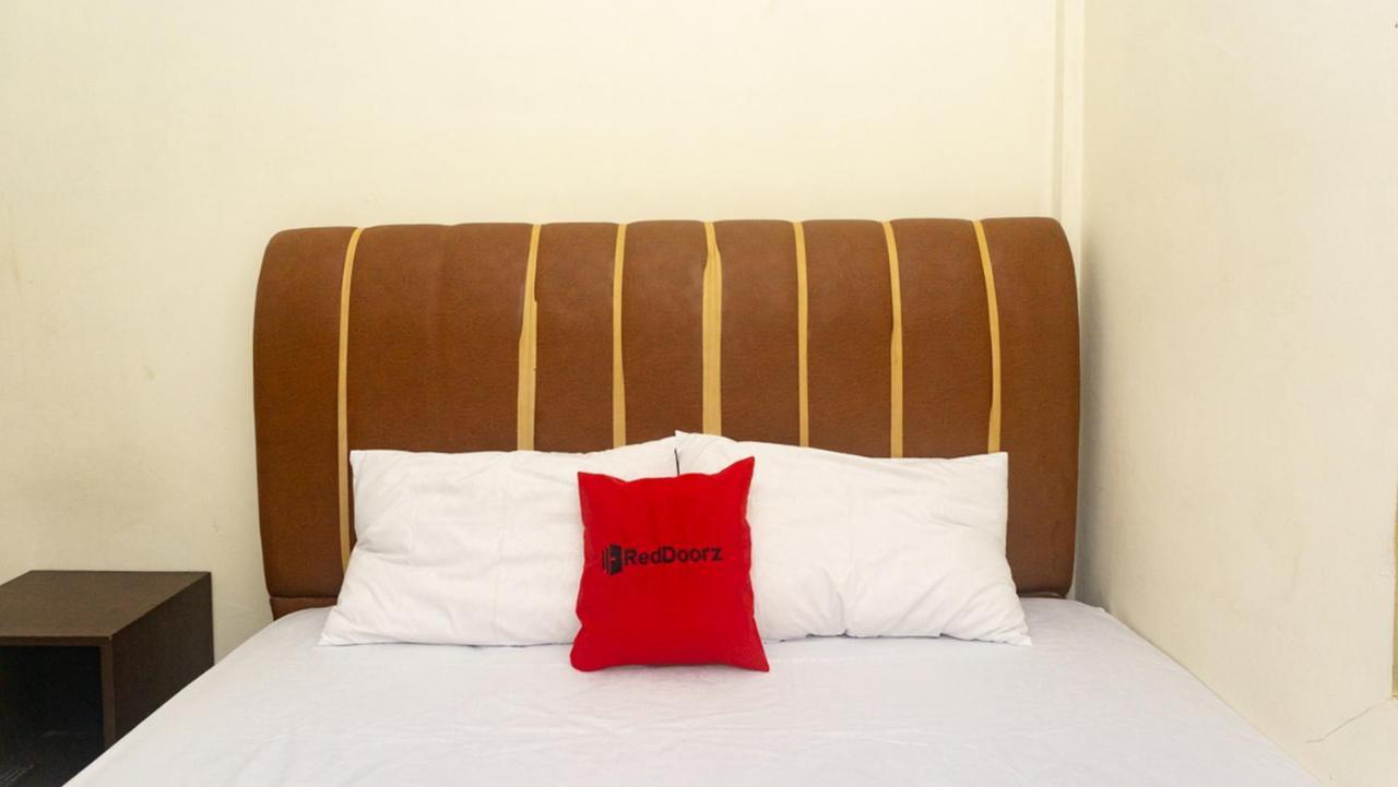 מלון Reddoorz Near Sentani Airport ג'איפורה מראה חיצוני תמונה